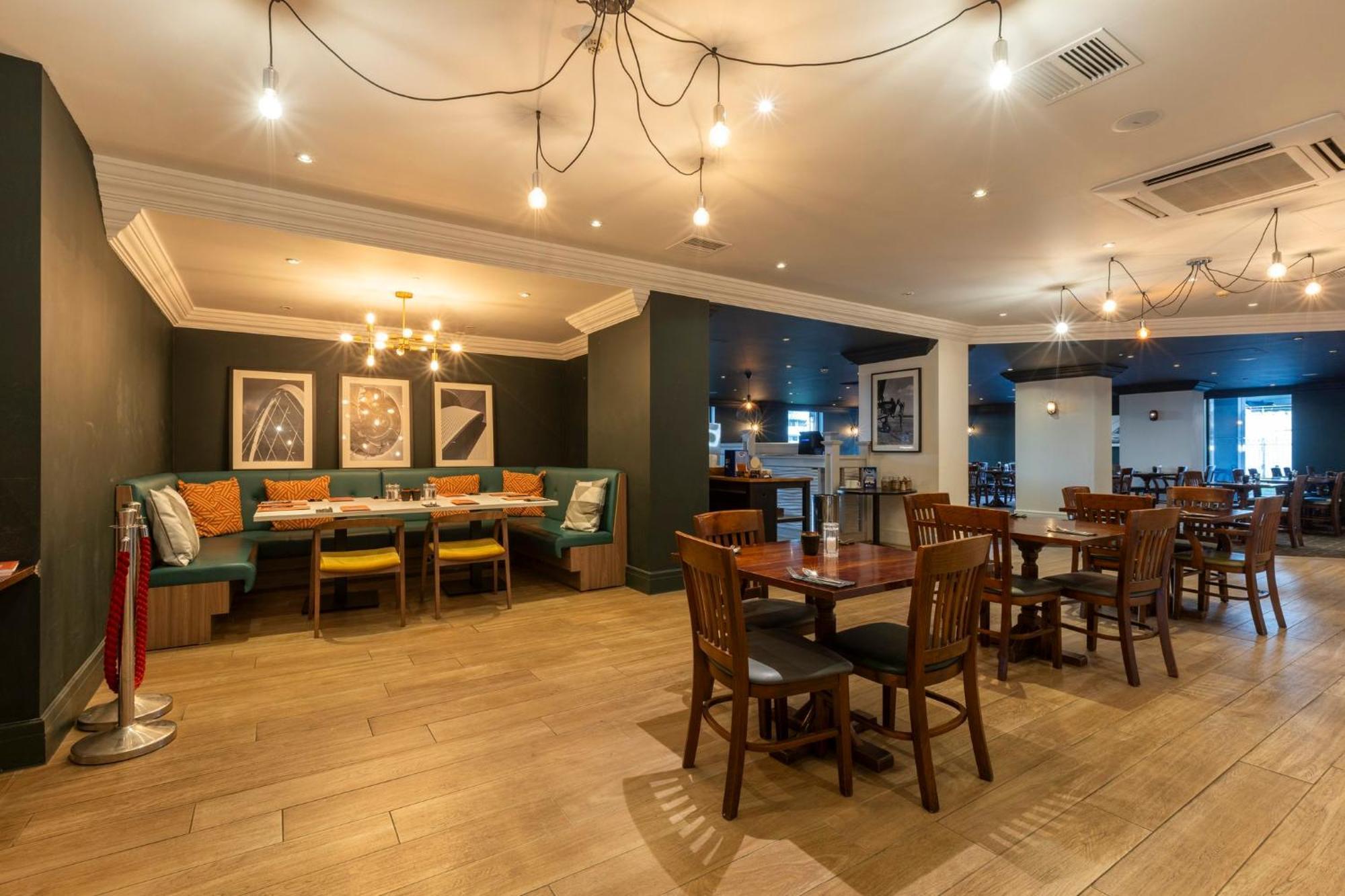 Holiday Inn - Glasgow Airport By Ihg Paisley Dış mekan fotoğraf
