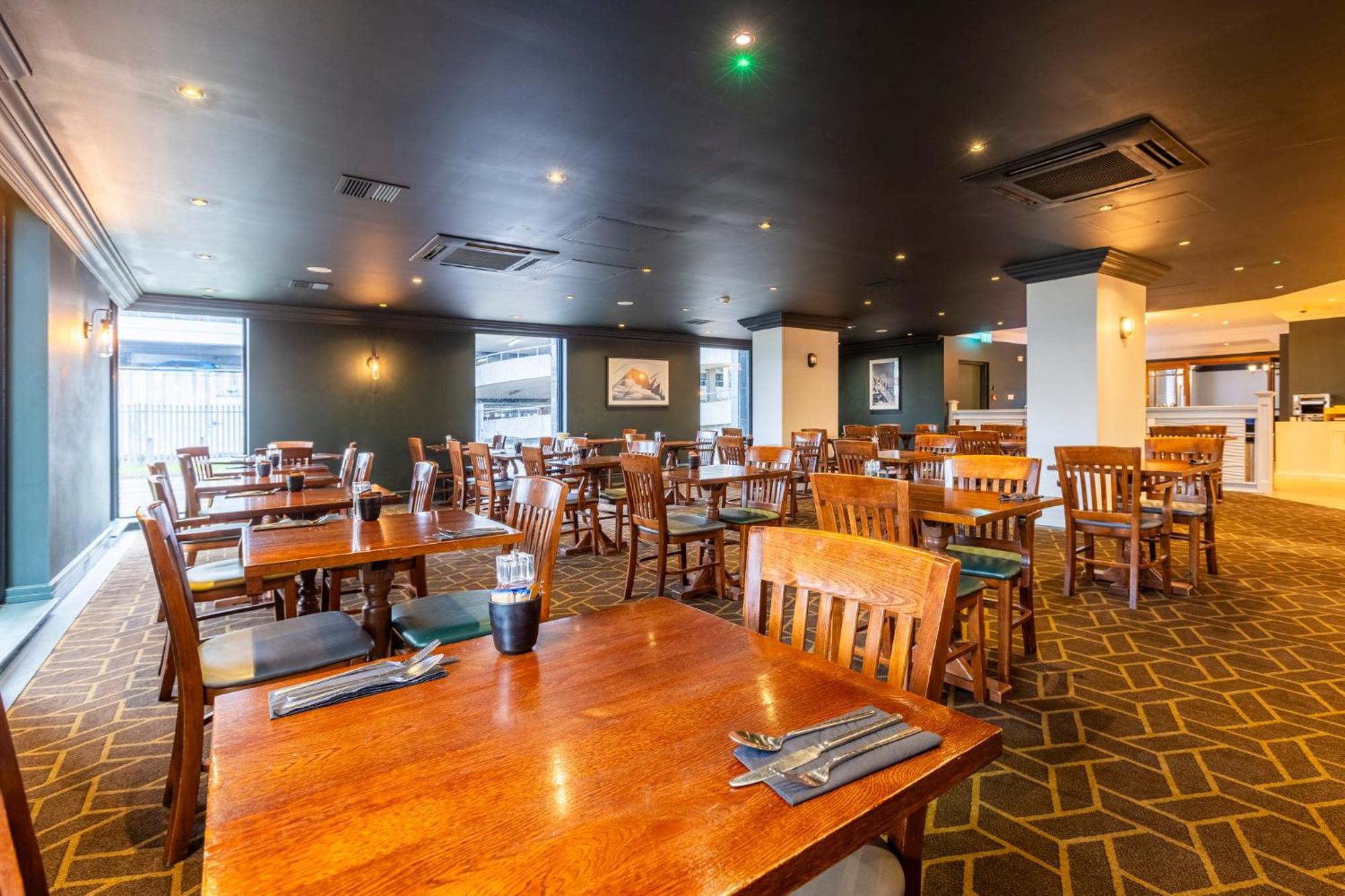 Holiday Inn - Glasgow Airport By Ihg Paisley Dış mekan fotoğraf